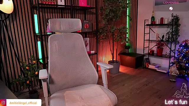 Amitiel_Angel's sex show image