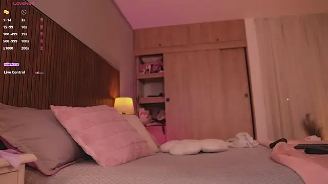 tatikiss_'s sex show image tatikiss_'s sex show image