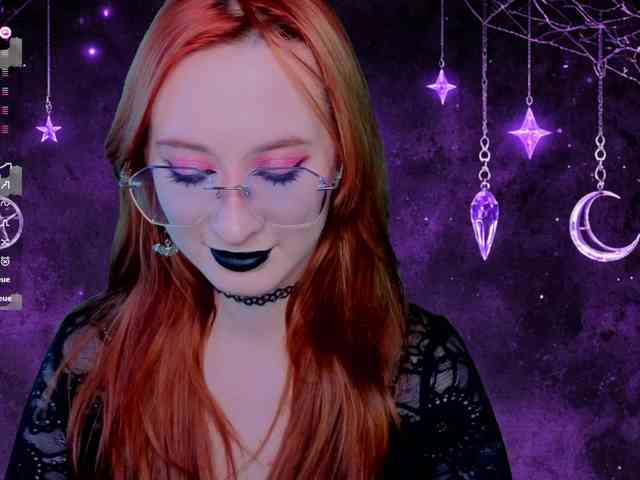 WICKEDEMBER's sex show image