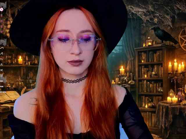 WICKEDEMBER's sex show image