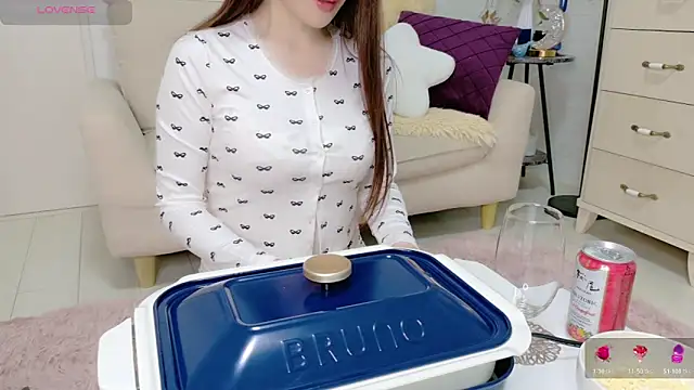 Sexshow-Bild von MIZUKI88888 Sexshow-Bild von MIZUKI88888