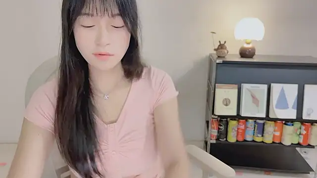 Изображение секс-шоу модели Onechestnut