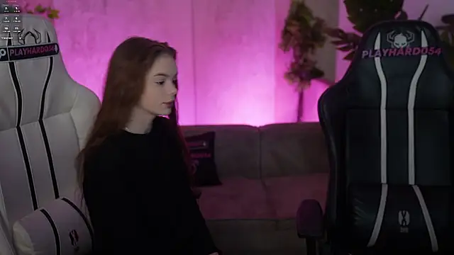 Zlata_Sky's sex show image