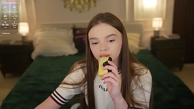 Zlata_Sky's sex show image