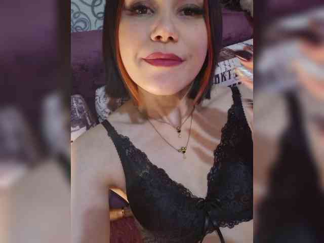 -Little-Devil's sex show image