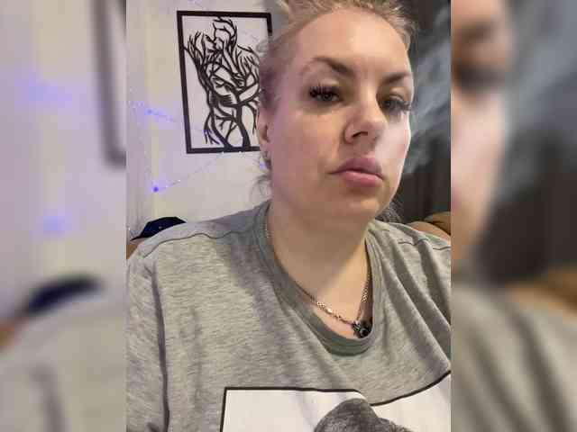 RobinLili's sex show image