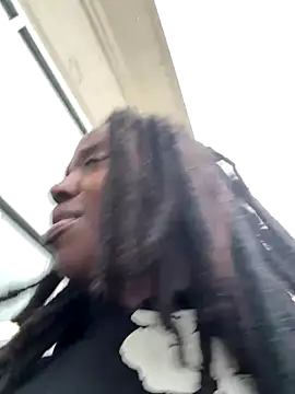 Изображение секс-шоу модели choclatepeaach