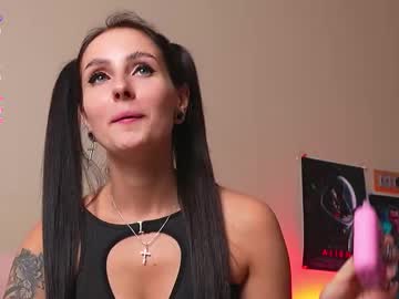 Изображение секс-шоу модели yaraliebe Изображение секс-шоу модели yaraliebe