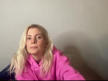 ashleebby818's sex show image ashleebby818's sex show image