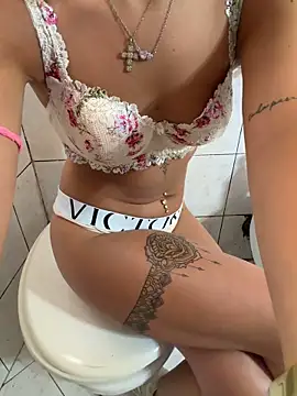 Изображение секс-шоу модели Lorella345