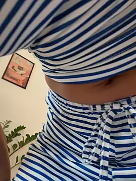 Изображение секс-шоу модели Adriennesexxx Изображение секс-шоу модели Adriennesexxx