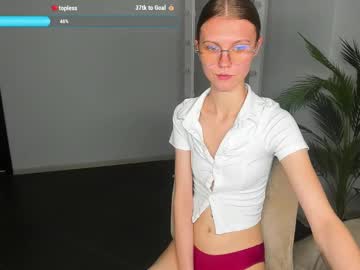 phoebepaw's sex show image