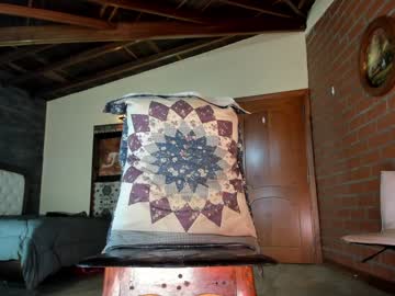 little_izzi's sex show image