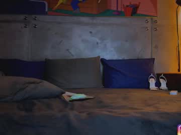 Изображение секс-шоу модели izi_fox