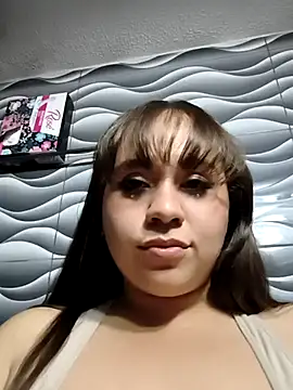 LucyOwen_18's sex show image