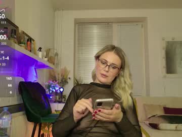 Sexshow-Bild von spicyhotmilf Sexshow-Bild von spicyhotmilf