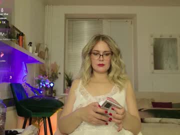 Sexshow-Bild von spicyhotmilf Sexshow-Bild von spicyhotmilf