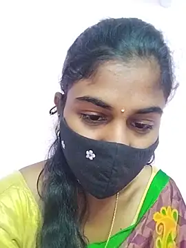 Изображение секс-шоу модели Tamil_Hot_RoyalQueen