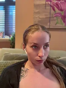 Mrs_Mr_007's sex show image