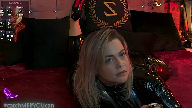 Изображение секс-шоу модели ZoeMesmerize