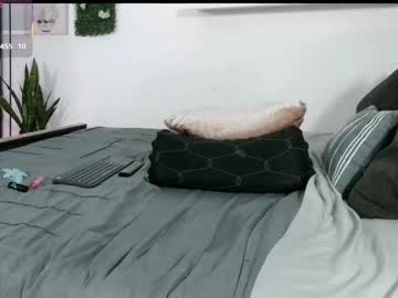 yellow_lily's sex show image