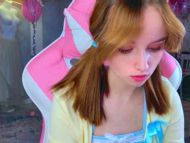 Sexshow-Bild von b4by-lol1 Sexshow-Bild von b4by-lol1