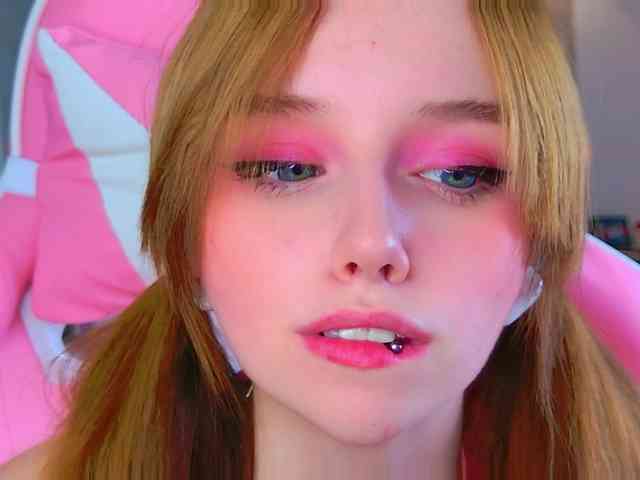 Sexshow-Bild von b4by-lol1 Sexshow-Bild von b4by-lol1