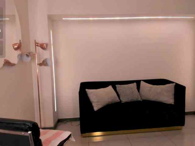 IsabellaMoretti's sex show image