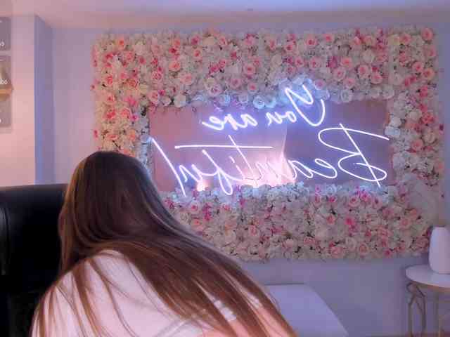 IsabellaMoretti's sex show image