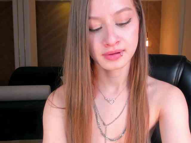 IsabellaMoretti's sex show image IsabellaMoretti's sex show image