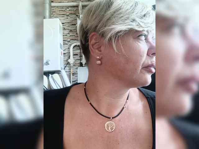 Изображение секс-шоу модели murr-kitty Изображение секс-шоу модели murr-kitty