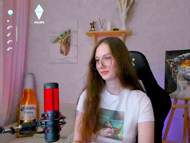 -Lovely's sex show image