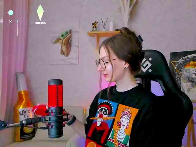 -Lovely's sex show image