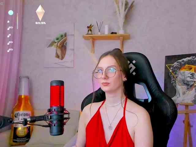 -Lovely's sex show image