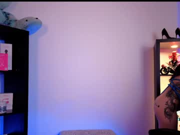 Sexshow-Bild von alaia_asuka Sexshow-Bild von alaia_asuka