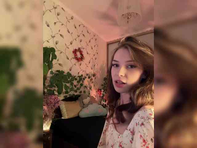 Изображение секс-шоу модели CutieDollBC