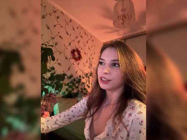 CutieDollBC's sex show image