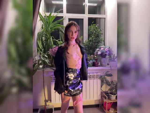 CutieDollBC's sex show image