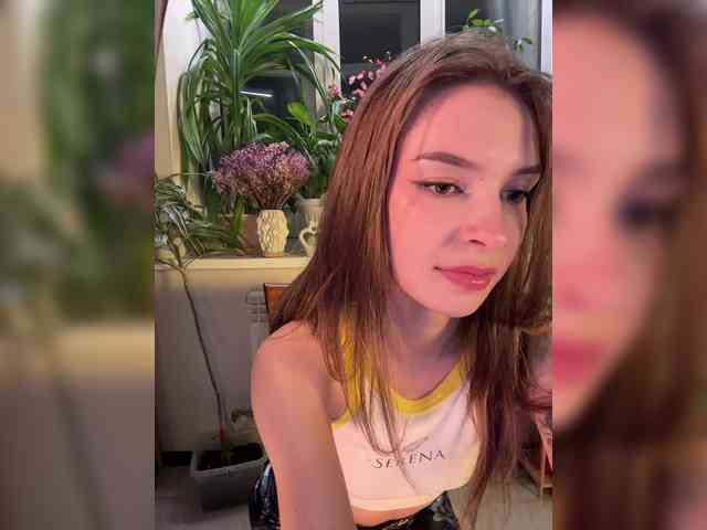 CutieDollBC's sex show image