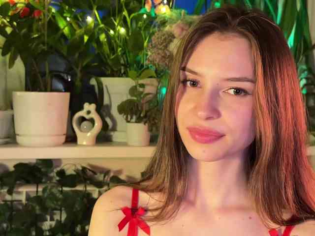 CutieDollBC's sex show image