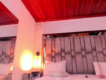 nikkysmiith's sex show image