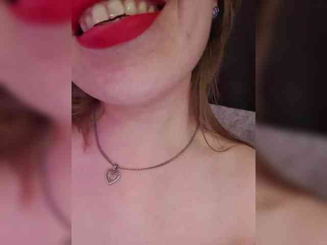 Изображение секс-шоу модели elaizza