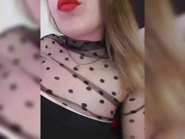 Изображение секс-шоу модели elaizza