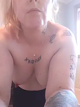 mollymay69's sex show image