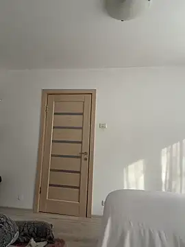 Изображение секс-шоу модели NNNoire