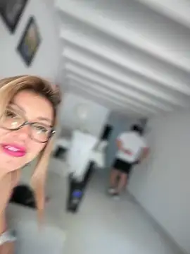 DIANITA_1988's sex show image