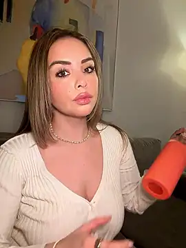 Alirawrz's sex show image