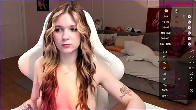 Frau_Lina's sex show image