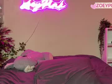 zoeythepinkmask's sex show image