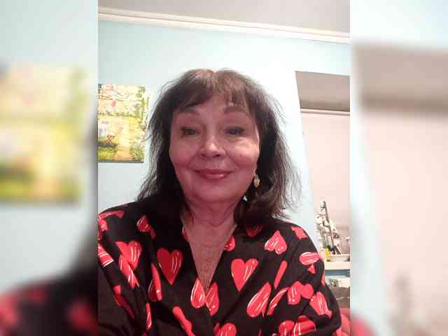 asya18's sex show image